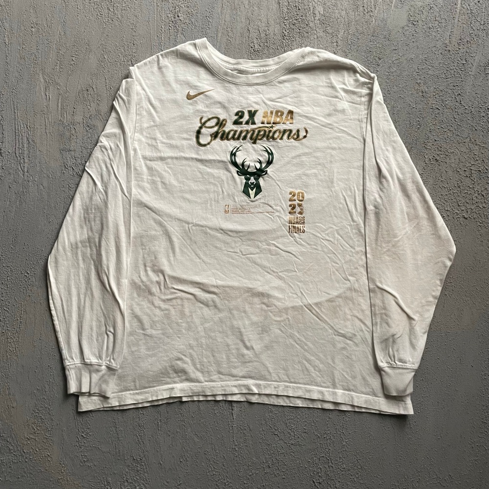 Milwaukee Bucks NBA Champions Long Sleeve Shirt Mens 3XL White